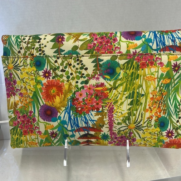 Clutch bag/ crossbody with dust bag - Picture 4 of 8